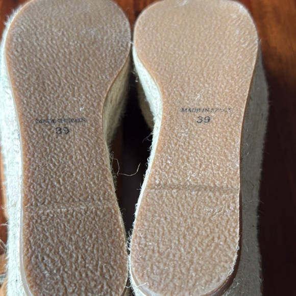 Free People Tan Suede Sandals - Picture 4 of 4